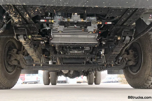 JMC Kaiyun Strong Edition Light-Duty Luxury Model 129 hp 4X2(6 wheels) 3.7m Cab-Chassis with Flatbed (Wide Body) (1) | 86Trucks