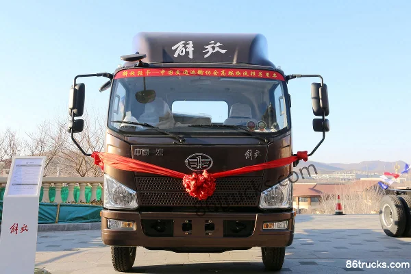 FAW Jiefang J6F 150 hp 4X2(6 wheels) standard version 4.21m single-row cage light truck Exterior (2) | 86Trucks
