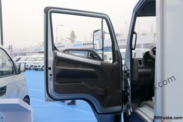 Kairui Daxiang 4,5T camion léger fourgon électrique pur à cabine simple 4,15 m 88,06 kWh 4X2(6 roues) Intérieur (1) | 86Trucks