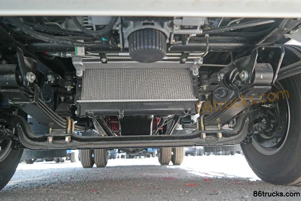 JAC Junling V5 129 hp 4X2(6 wheels) 4.15m single-row van light truck Chassis (1) | 86Trucks