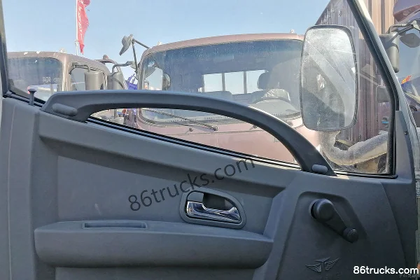 Tangjun Ouling Sailin A7 1.5L 108hp 4X2(6 wheels) gasoline/CNG 3.02m double-row van mini truck Cab (1) | 86Trucks