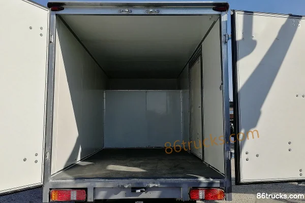 Tangjun Ouling Sailin A7 1.5L 108hp 4X2(6 wheels) gasoline/CNG 3.02m double-row van mini truck Body (2) | 86Trucks