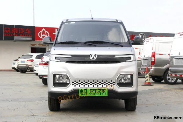 BJEV EV407 2.8T 4.5m Pure Electric Panel Van 43.5kWh Exterior (2) | 86Trucks