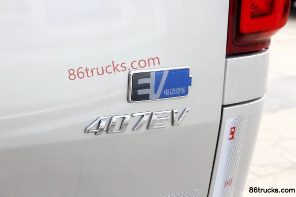 BJEV EV407 2.8T 4.5m Pure Electric Panel Van 43.5kWh Cargo Box (3) | 86Trucks