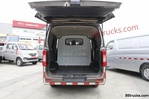 Changan Ruixing M80 2018 Comfort 109hp 4-Seat 1.5L Flat Roof Rear Hinged Door Panel Van Body (1) | 86Trucks
