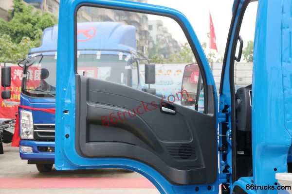 Yuejin Fuxing S80 88hp 4X2(6 wheels) Diesel 3.62m Single Row Van Mini Truck Cab (1) | 86Trucks