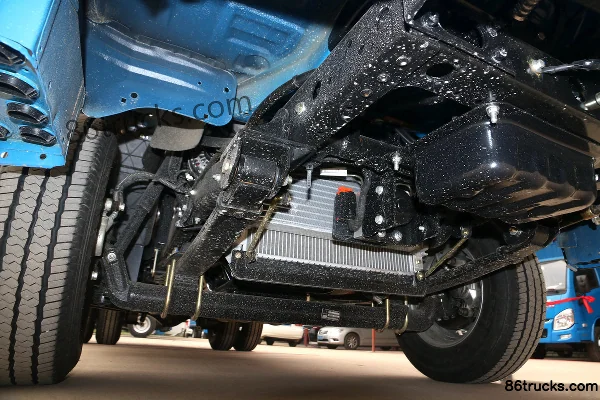 Yuejin Fuxing S80 88hp 4X2(6 wheels) Diesel 3.62m Single Row Van Mini Truck Chassis (3) | 86Trucks