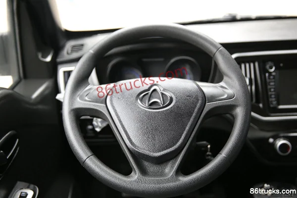 Changan Kuayue D5 PLUS Comfort Edition 1.8L 125hp 4X2(6 wheels) 3.6m Semi-row Flatbed Mini Truck (China VI) Cab (2) | 86Trucks