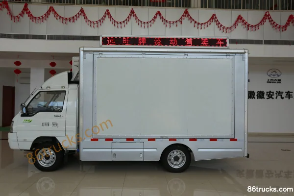 Yuanwang 60hp 4X2(6 wheels) 3.2m Single Row JAC Chassis Promotion Truck Exterior (3) | 86Trucks