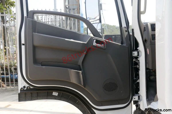 Hyundai Commercial Vehicle Zhidao 500M Standard Edition 130hp 4X2(6 wheels) Single-Row Light Truck Chassis Cab (2) | 86Trucks
