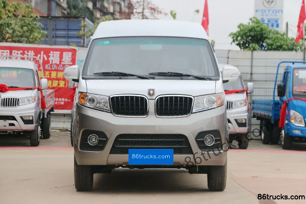 Jinbei New Hiace 2016 Luxury 112 hp 2.2L passenger van Exterior (2) | 86Trucks