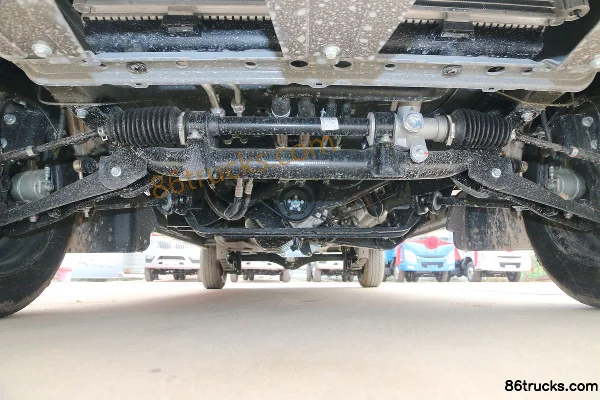 Jinbei New Hiace 2016 Luxury 112 hp 2.2L passenger van Chassis (1) | 86Trucks
