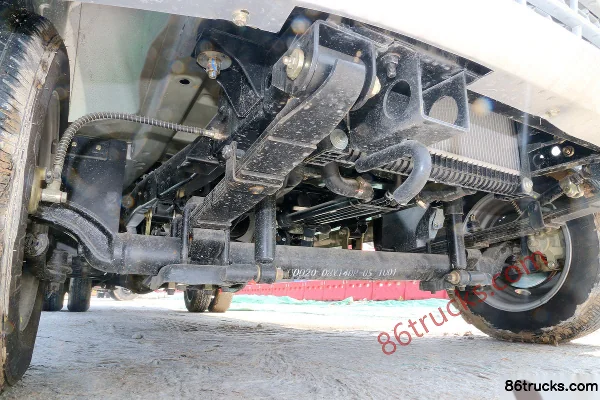 NanJun Ruiyi F Series 1.5L 112 hp 4X2(6 wheels) Gasoline 2.71m Double Row Side Panel Micro Truck Chassis (1) | 86Trucks