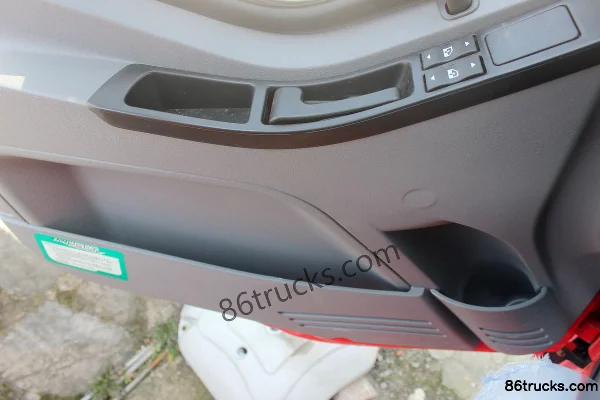 FAW Liute JinLu (L6L) Medium Truck 220hp 6X2(8 wheels) 5m Dump Truck (457 Rear Axle) Cab (2) | 86Trucks
