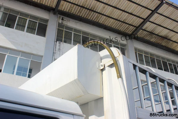 FAW Hongta FAW Jiefang Baling 78 hp 4X2(6 wheels) 2.4m double-row stake truck light truck (520) Body (1) | 86Trucks