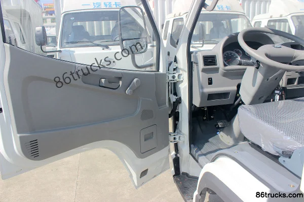 FAW Hongta FAW Jiefang Classic 1 Series 78 ch 4X2(6 roues) 2.92 m camion benne Cabine (1) | 86Trucks