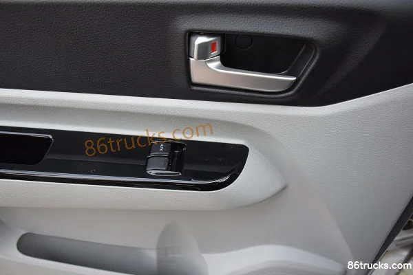 Zhongxing New Energy Tianye EV260 2.6T 4.43m pure electric enclosed van 40.32kWh Cab (1) | 86Trucks