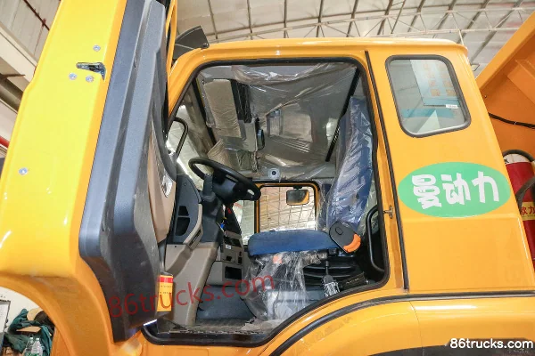 Sinotruk Haohan J5G 340hp 8X4(12 wheels) 5.6m AMT automatic dump truck Cab (2) | 86Trucks