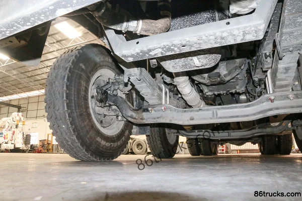 Sinotruk Haohan J5G 340hp 8X4(12 wheels) 5.6m AMT automatic dump truck Chassis (1) | 86Trucks
