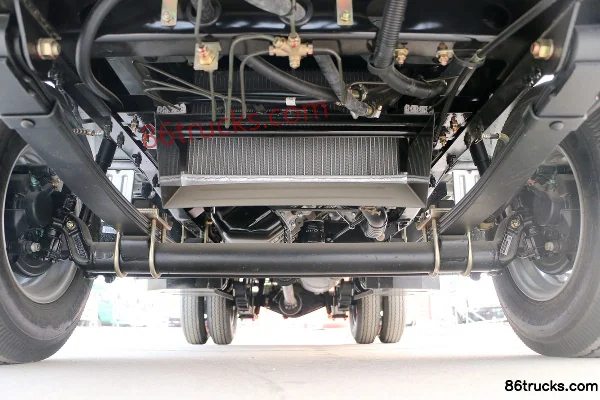 Tangjun Ouling Sailin A6 1.2L 88 hp 4X2(6 wheels) gasoline/CNG 3.08 m single-row flatbed mini truck Chassis (1) | 86Trucks