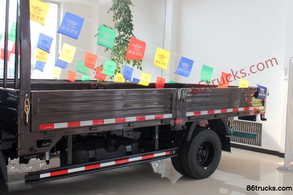 Tangjun Ouling T3 Series 116hp 4X2(6 wheels) 4.15m Single Row Flatbed Light Truck (Lu'an 5-speed) Body (1) | 86Trucks