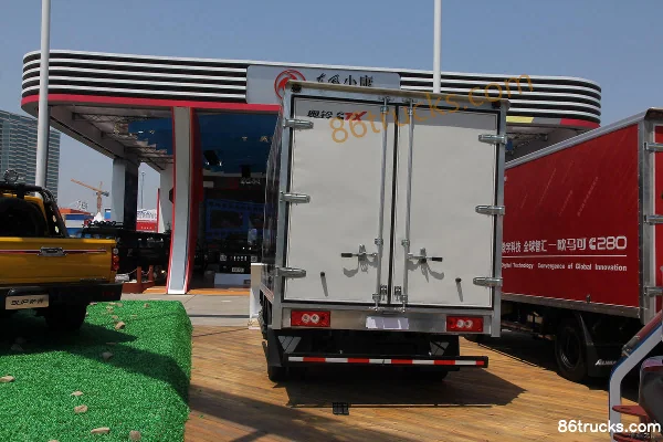 Foton Ollin CTX 143 hp 4X2(6 wheels) 4.165m Single Row Van Light Truck Exterior (3) | 86Trucks