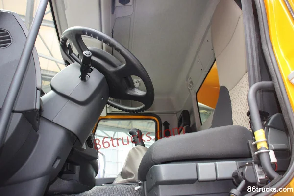 Renault Kerax Heavy Truck 392 hp 8X4(12 wheels) Dump Truck (Extended Version) Cab (3) | 86Trucks