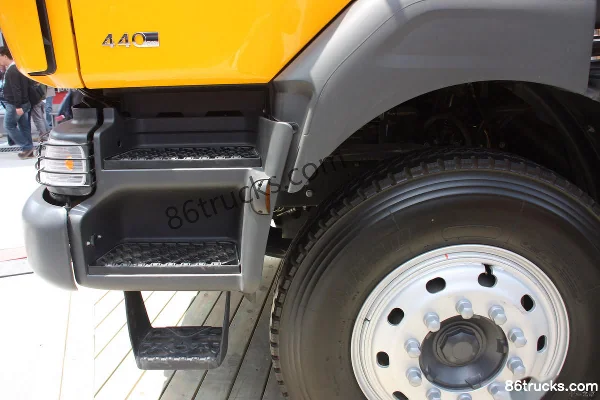Renault Kerax Heavy Truck 392 hp 8X4(12 wheels) Dump Truck (Extended Version) Chassis (2) | 86Trucks