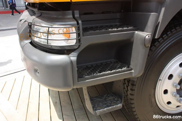 Renault Kerax Heavy Truck 392 hp 8X4(12 wheels) Dump Truck (Extended Version) Chassis (1) | 86Trucks