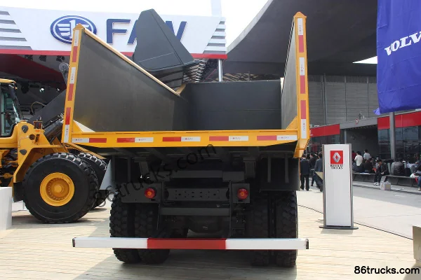 Renault Kerax Heavy Truck 392 hp 8X4(12 wheels) Dump Truck (Extended Version) Body (1) | 86Trucks