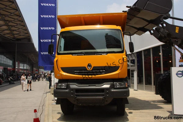 Renault Kerax heavy truck 380 hp 8X4(12 wheels) 8.2m dump truck Exterior