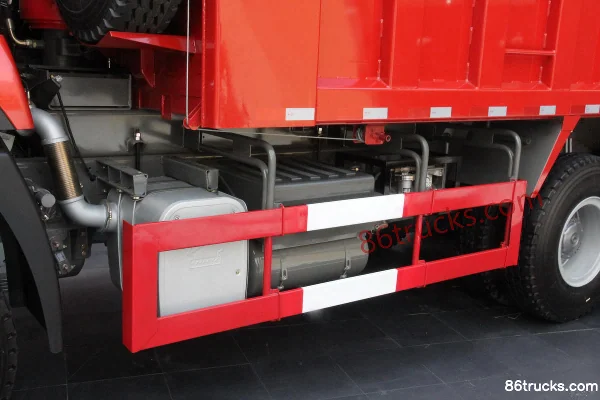Sinotruk Golden Prince heavy truck 300 hp 6X4(10 wheels) 5.6m dump truck Chassis (2) | 86Trucks