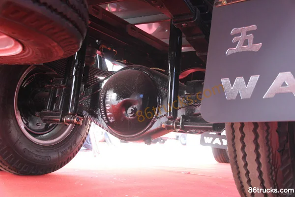 Feidi D1 Series 88 hp 4X2(6 wheels) 3.9m Half-Cab Flatbed Light Truck Chassis (2) | 86Trucks