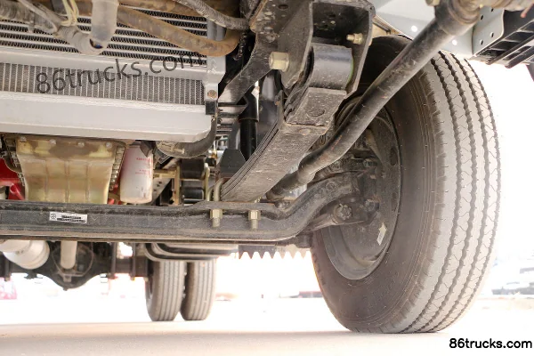 Tangjun Ouling T1 Series 95 hp 4X2(6 wheels) 4.15m Single Row Van Light Truck Chassis (3) | 86Trucks