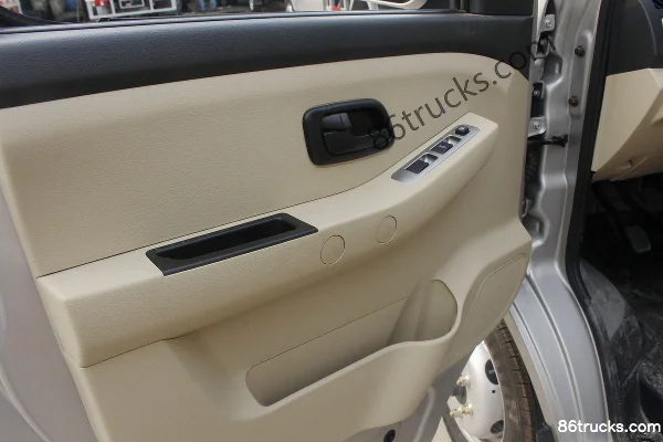 Changan Kuayue King X1 Comfort 1.2L 88hp 4X2(6 wheels) 3.035m Single Row Van Mini Truck Cab (3) | 86Trucks