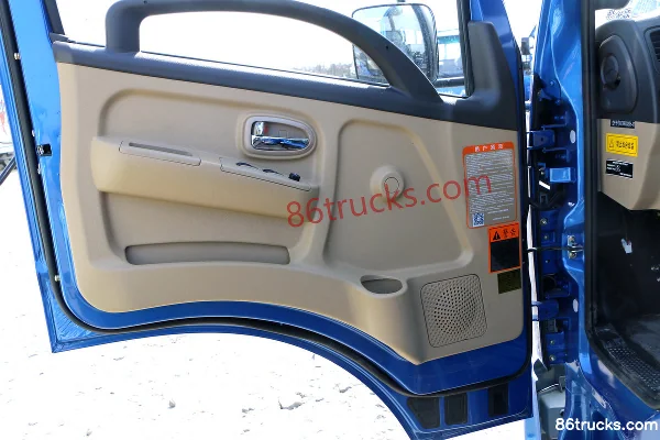 Feidi V3 Series 110 hp 4X2(6 wheels) 4.17m Single Row Flatbed Truck Cab (1) | 86Trucks