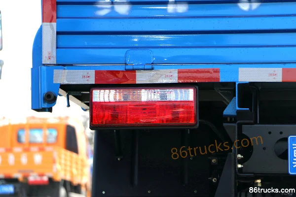 Feidi V3 Series 110 hp 4X2(6 wheels) 4.17m Single Row Flatbed Truck Body (2) | 86Trucks