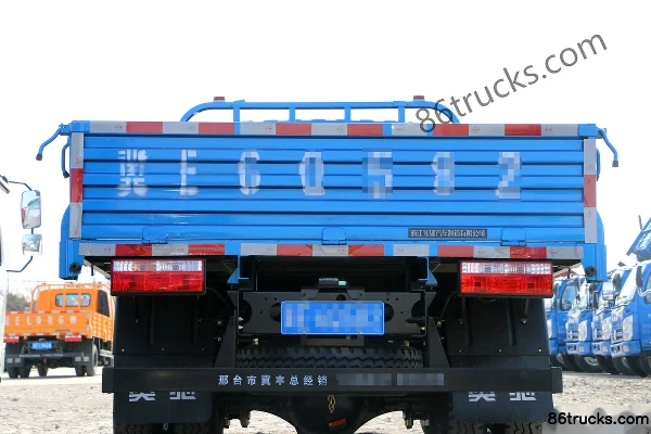 Feidi V3 Series 110 hp 4X2(6 wheels) 4.17m Single Row Flatbed Truck Body (1) | 86Trucks