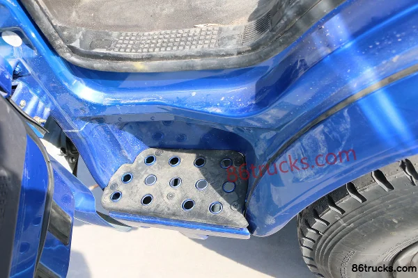 Feidi X3 série 129 ch 4X2(6 roues) camion benne 4,13 m Cabine (3) | 86Trucks