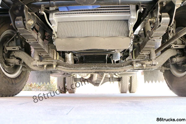 Yuejin Chaoyue C500-33 140 hp 4X2(6 wheels) 4.14m single-row van light truck Chassis (1) | 86Trucks