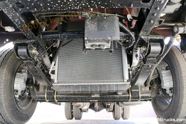 Yuejin Xiaofuxing S50Q 1.5L 110 hp 4X2(6 wheels) gasoline 3.62m single-row van mini truck Chassis (1) | 86Trucks