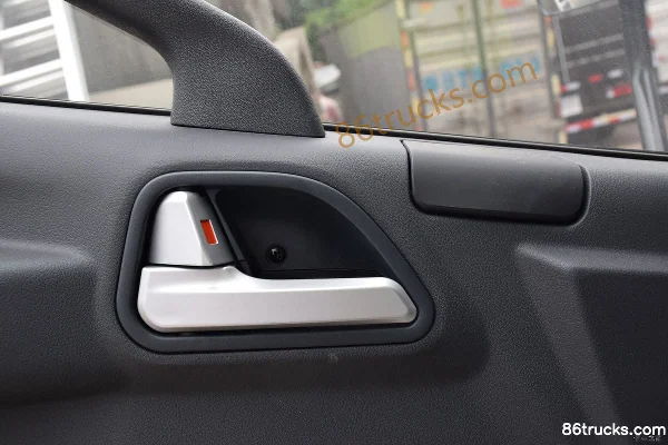 FAW Jiefang J6F 154hp 4X2(6 wheels) 3.85m Semi-Cab Van Light Truck (3) | 86Trucks