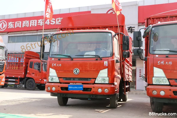 Dongfeng Commercial Vehicle Tianjin KS 185hp 4X2(6 wheels) 6.75m half-row stake truck (China VI) Exterior (3) | 86Trucks