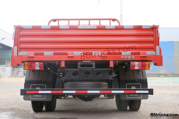 Sinotruk HOWO Tongshuai 148hp 4X2(6 wheels) 4.165m single-row flatbed light truck Body (1) | 86Trucks
