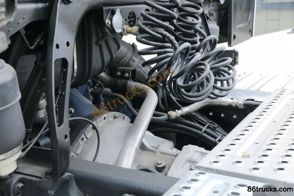 SHACMAN Delong X6000 430 ch 4X2(6 roues) tracteur routier à boîte automatique Châssis (3) | 86Trucks
