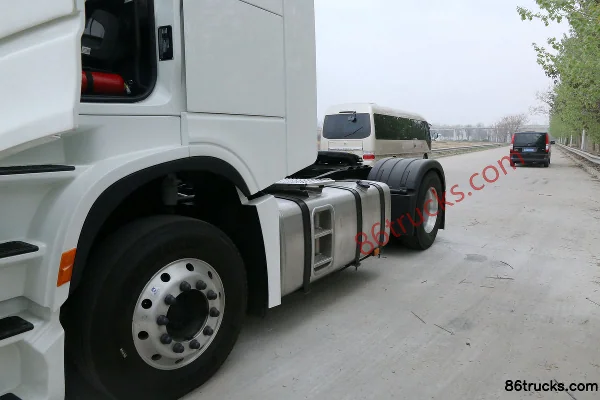 SHACMAN Delong X6000 430 ch 4X2(6 roues) tracteur routier à boîte automatique Châssis (1) | 86Trucks