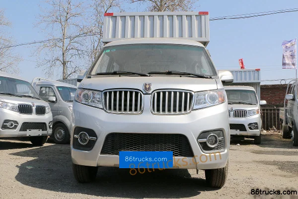Jinbei T32 1.3L 82hp 4X2(6 wheels) gasoline 2.45m double-row van micro truck Exterior (2) | 86Trucks