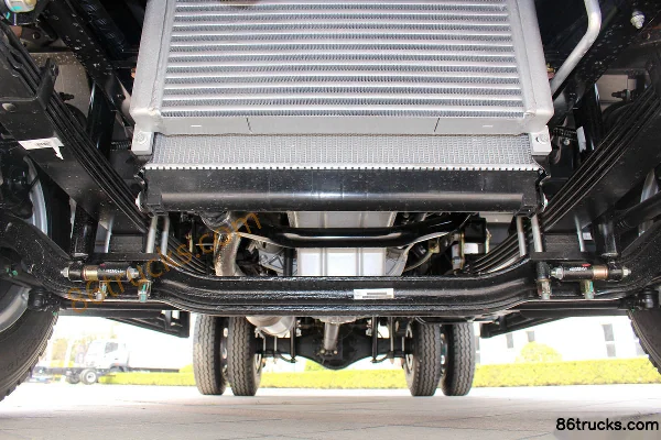 Foton Times M3 143hp 4X2(6 wheels) 4.23m Single Row Flatbed Light Truck Chassis (1) | 86Trucks
