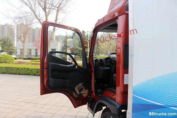 Foton Times Linghang 6 156 ch 4X2(6 roues) camion léger fourgon, cabine simple 4,165 m (1) | 86Trucks