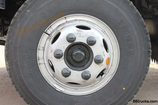 Tangjun Ouling T7 Series 129hp 4X2(6 wheels) 4.05m dump truck (Changtai) Chassis (1) | 86Trucks